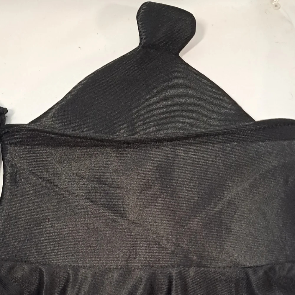 Elegant Black Party Hat Set